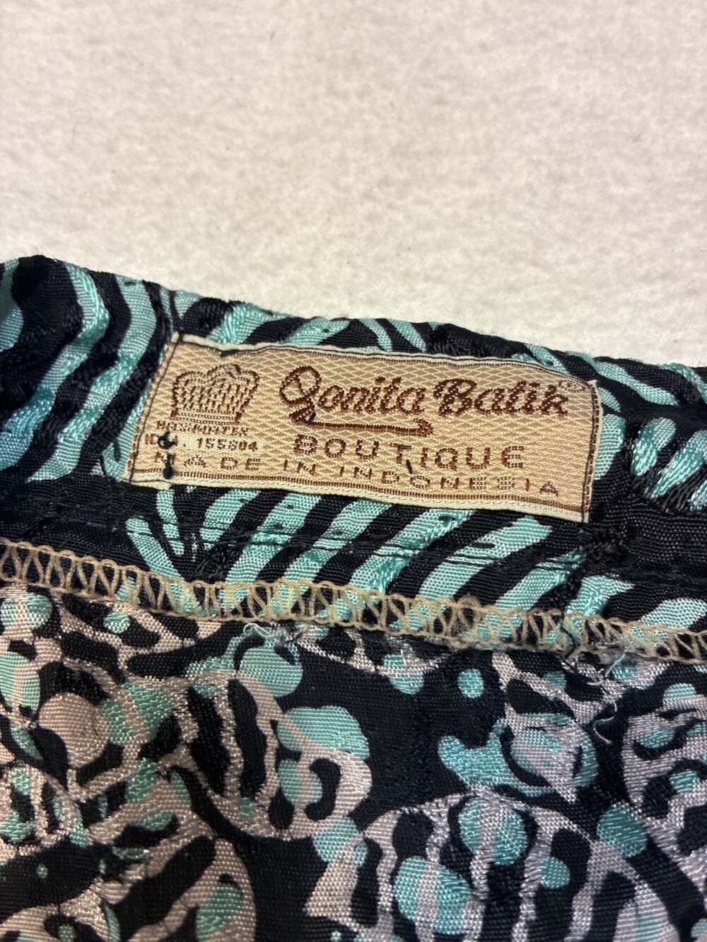 Gonita Batik Boutique Beaded V-Neck Maxi Dress - Picture 3 of 8